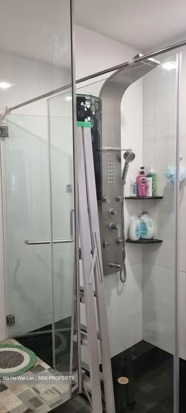 Loyang Villas (D17), Terrace #568747541